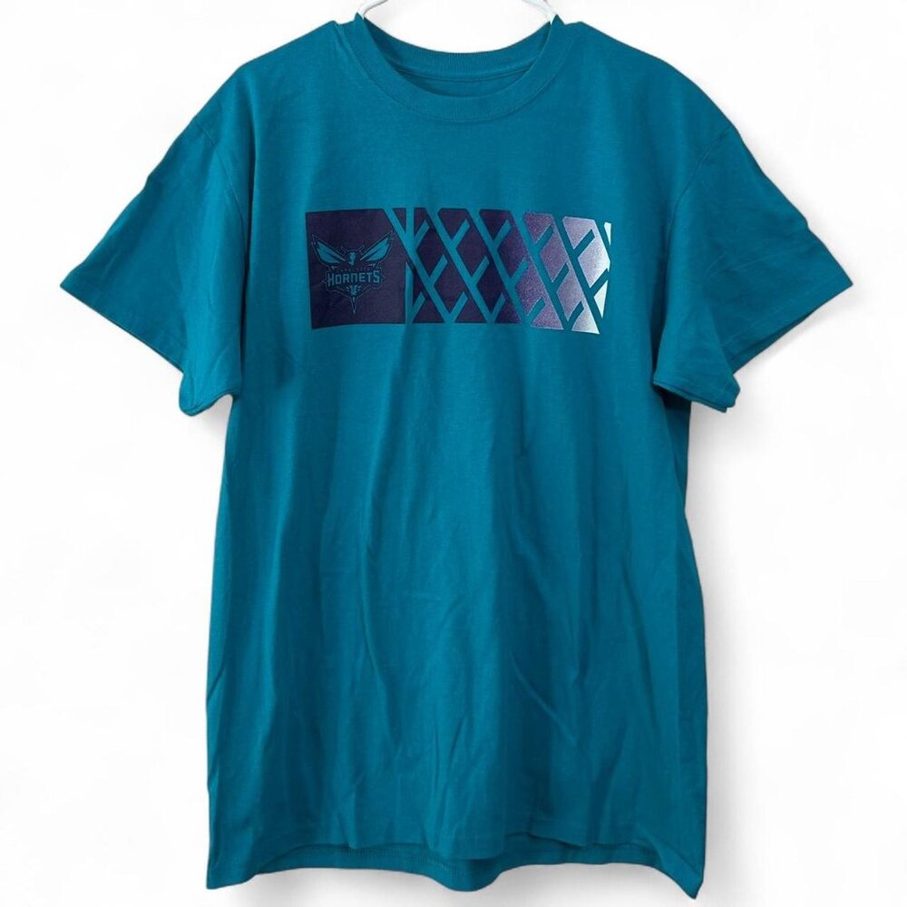 Charlotte Hornets NBA Fan Gear Short Sleeve T-Shirt Teal Men's Size Large